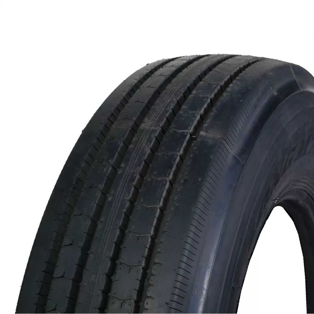 Грузовая шина 295/80 R22,5 Long March LM-216 18PR в Мегионе